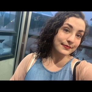 Meet your Posher, Jayni